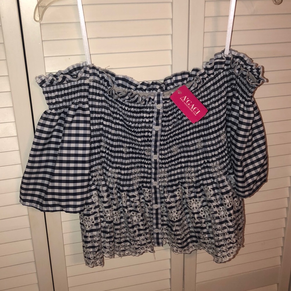 Crochet Off Shoulder Top